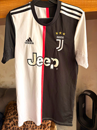 Adidas juventus home shirt - juventus,