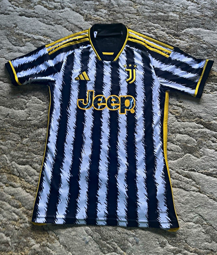 Real adidas juventus - real,