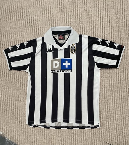 Juventus 1998 1999 home - 1999,
