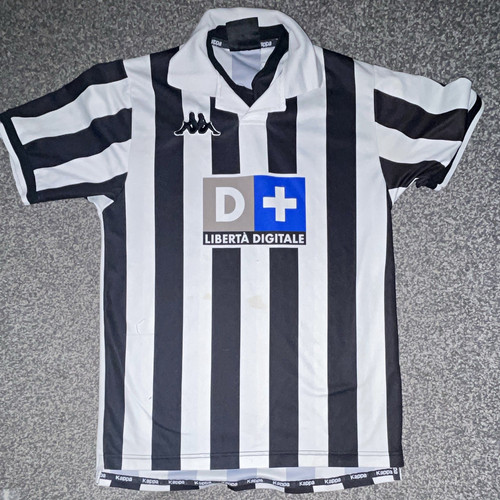 Rare retro juventus home - rare,