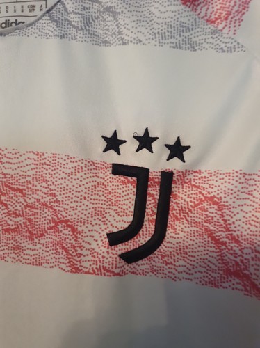 Juventus away kit season - juventus,