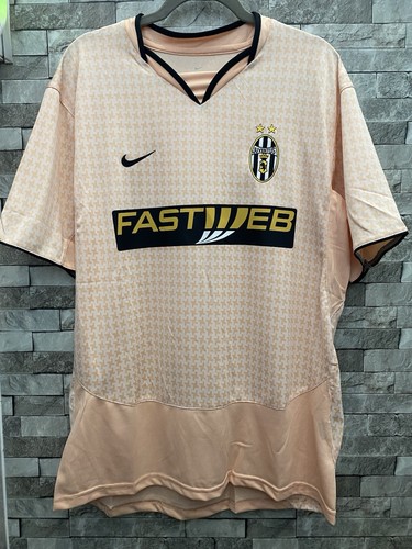 Juventus away shirt size - juventus,